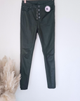 Pantalon slim huilé vert kaki - 𝐌𝐚𝐫𝐢𝐧𝐚𝟒𝟒𝐟𝐚𝐦𝐢𝐥𝐲