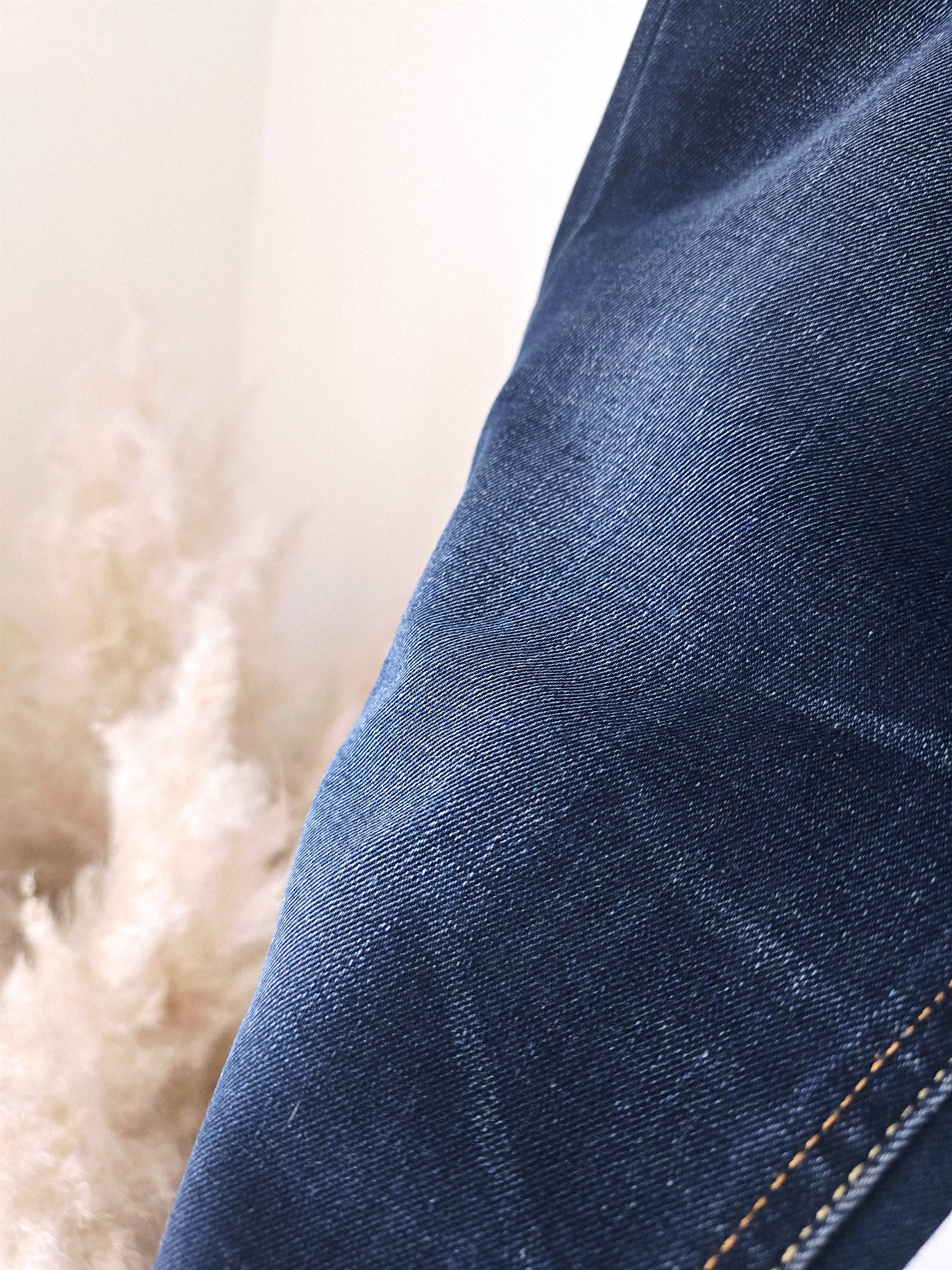 Jean bleu brut demi curve - 𝐌𝐚𝐫𝐢𝐧𝐚𝟒𝟒𝐟𝐚𝐦𝐢𝐥𝐲