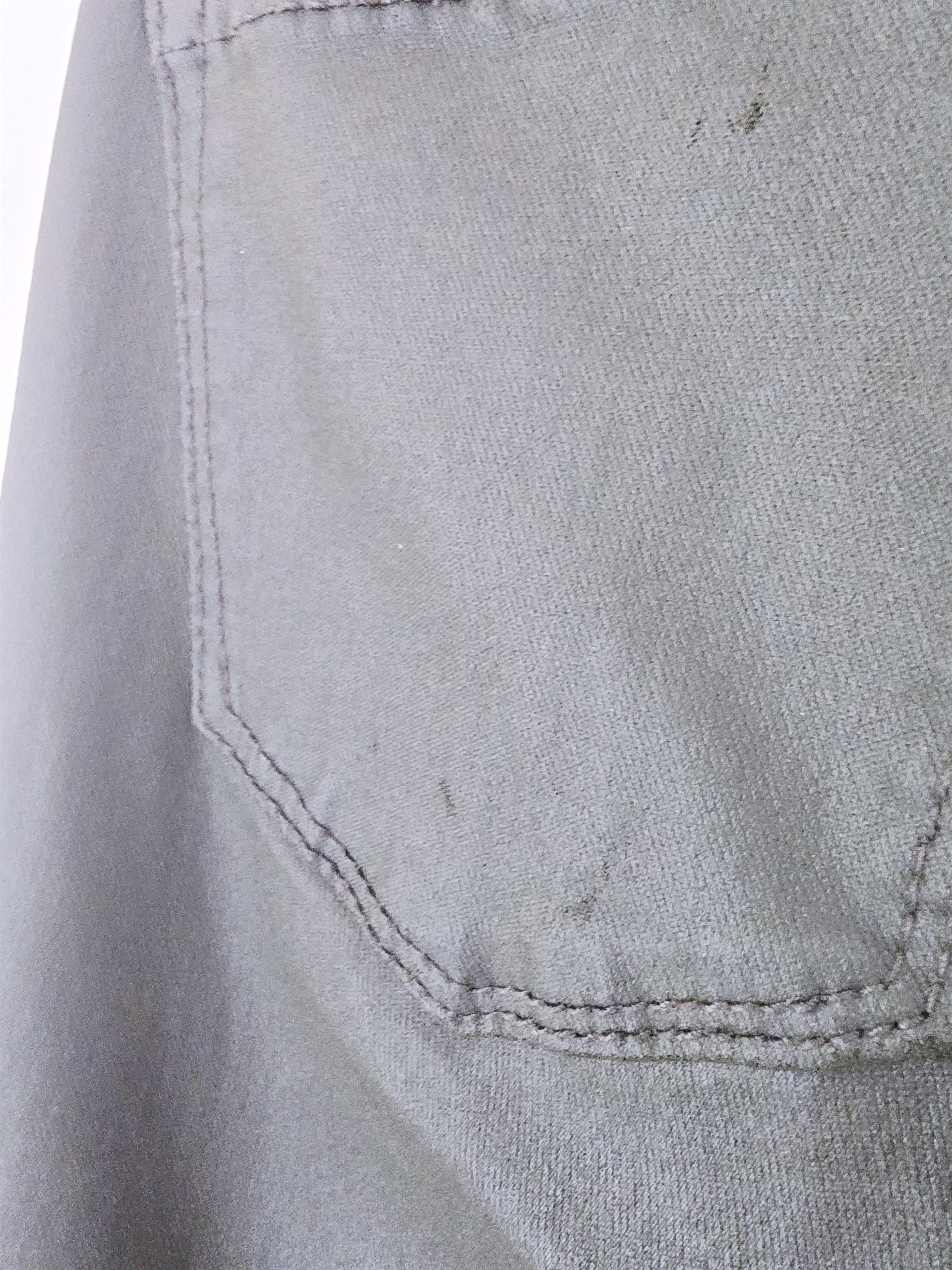 Pantalon slim huilé vert kaki - 𝐌𝐚𝐫𝐢𝐧𝐚𝟒𝟒𝐟𝐚𝐦𝐢𝐥𝐲