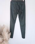 Pantalon slim huilé vert kaki - 𝐌𝐚𝐫𝐢𝐧𝐚𝟒𝟒𝐟𝐚𝐦𝐢𝐥𝐲