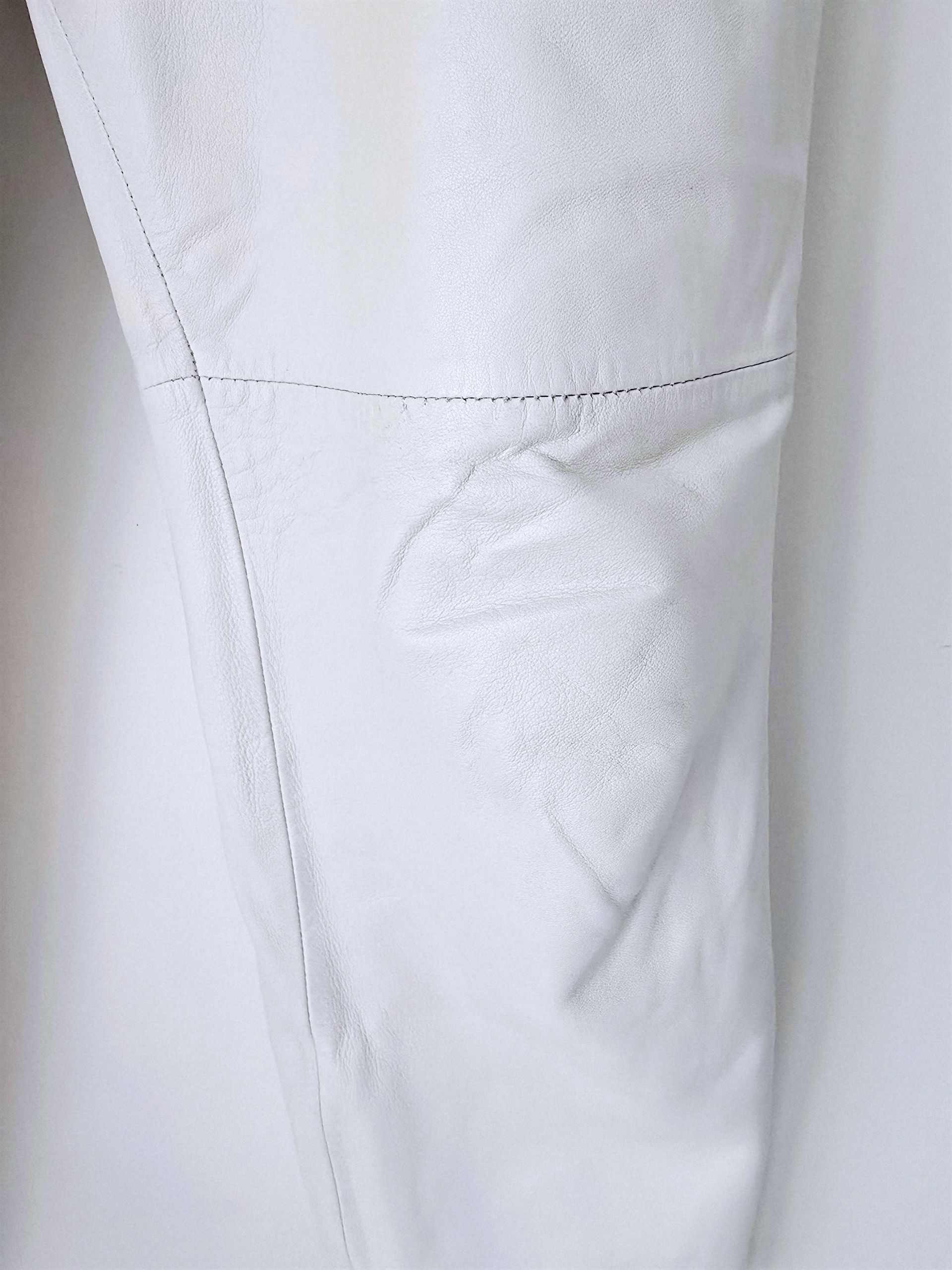 Pantalon jeeging 100% cuir coquille d'œuf - 𝐌𝐚𝐫𝐢𝐧𝐚𝟒𝟒𝐟𝐚𝐦𝐢𝐥𝐲