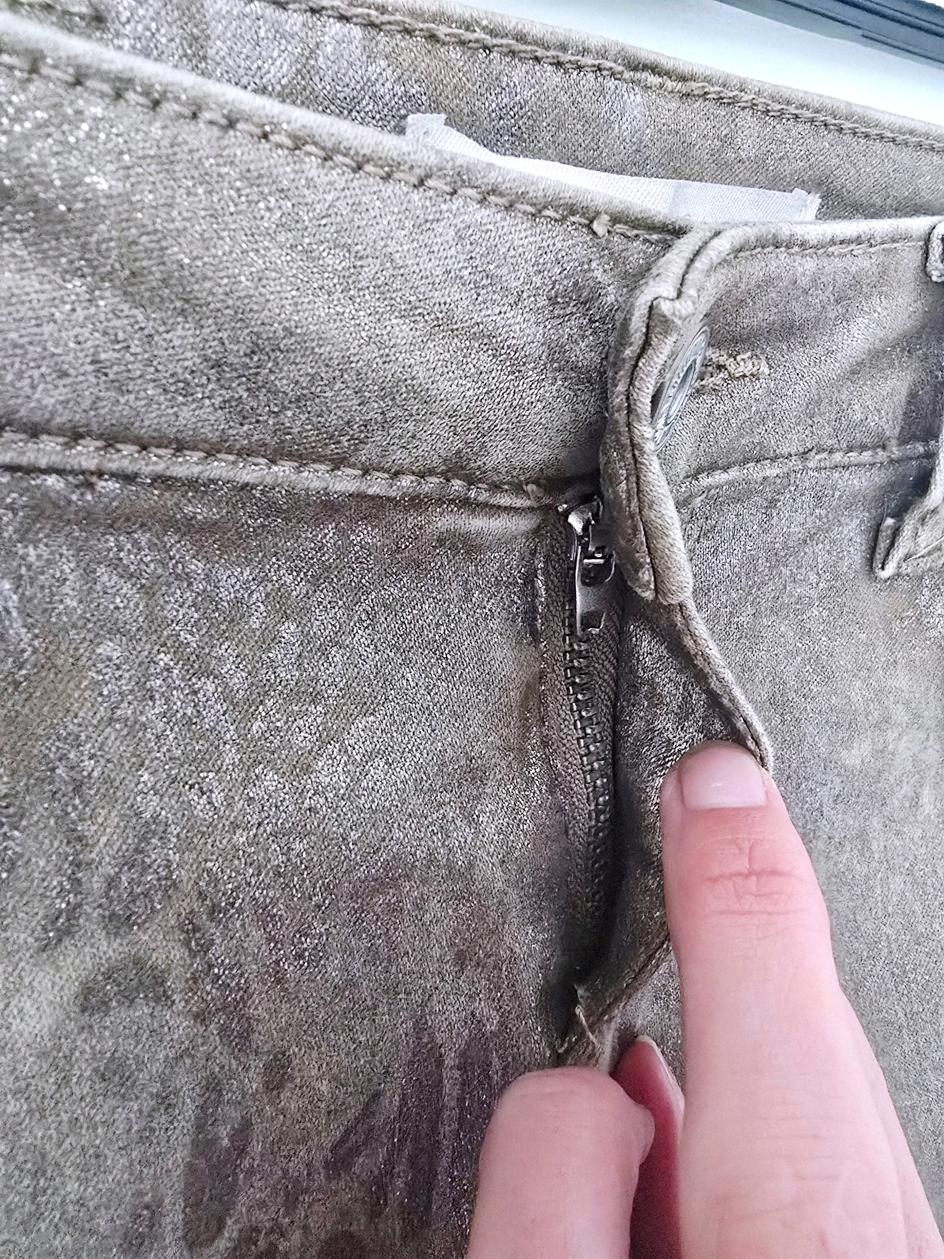 Pantalon bronze à imprimé animal - 𝐌𝐚𝐫𝐢𝐧𝐚𝟒𝟒𝐟𝐚𝐦𝐢𝐥𝐲
