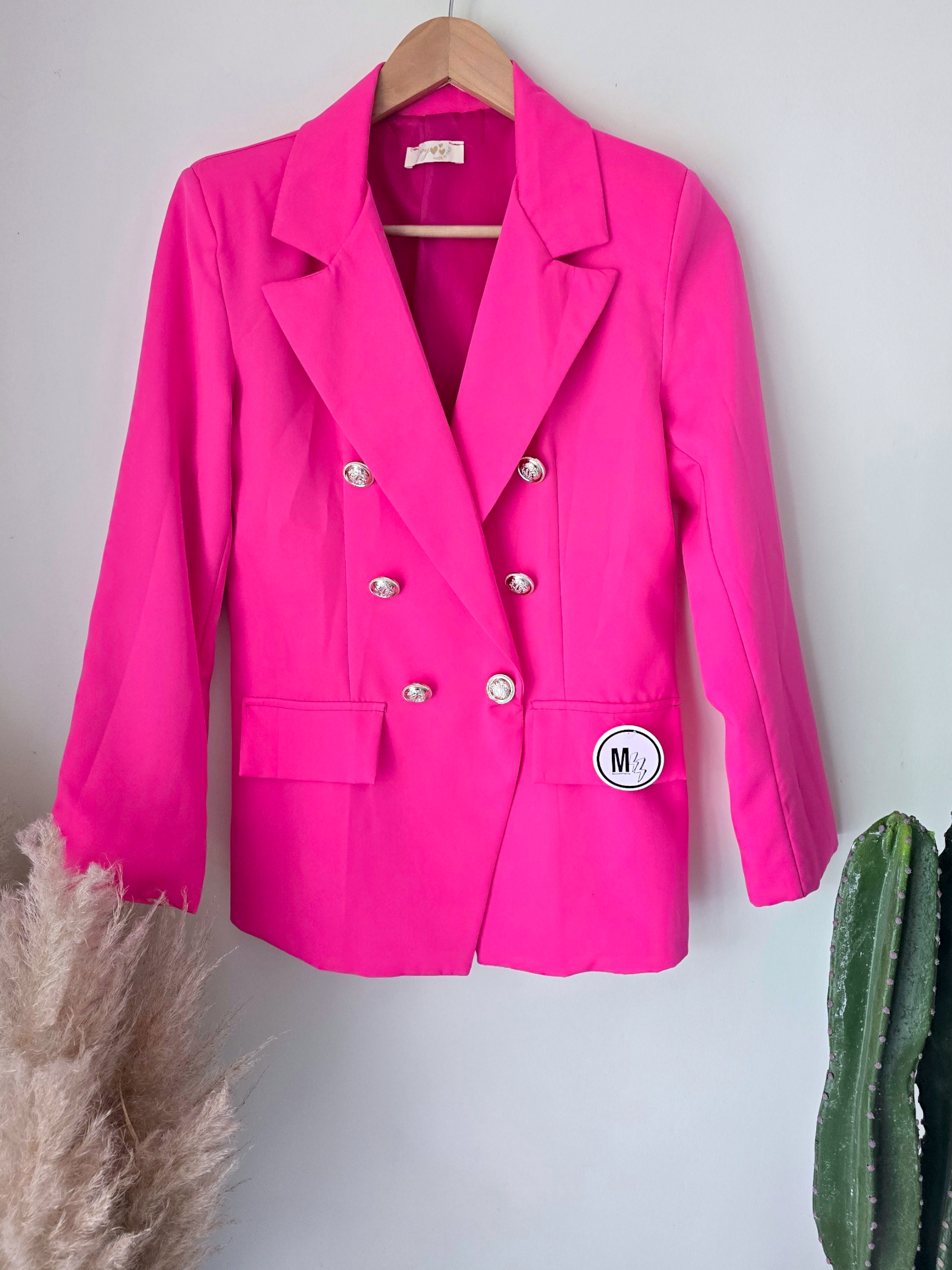 Veste cintrée rose fluo - 𝐌𝐚𝐫𝐢𝐧𝐚𝟒𝟒𝐟𝐚𝐦𝐢𝐥𝐲