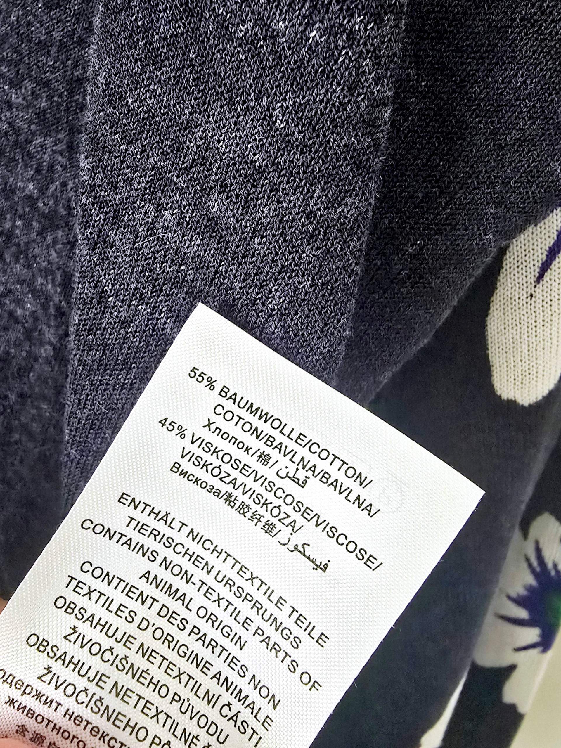 Cardigan bleu marine délavé à imprimé vert fluo - 𝐌𝐚𝐫𝐢𝐧𝐚𝟒𝟒𝐟𝐚𝐦𝐢𝐥𝐲