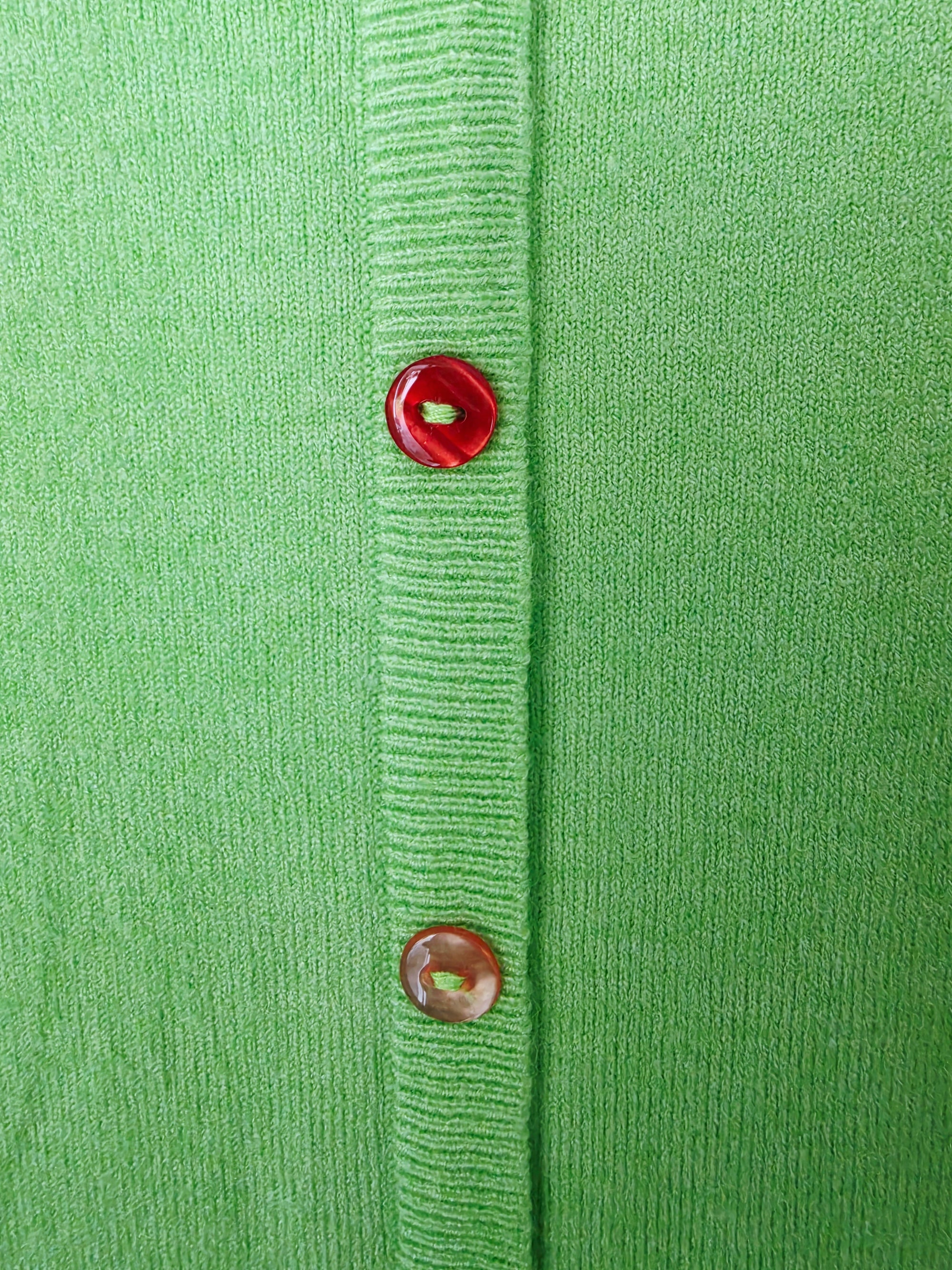 Pull vert pomme - 𝐌𝐚𝐫𝐢𝐧𝐚𝟒𝟒𝐟𝐚𝐦𝐢𝐥𝐲