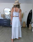 Robe blanche ajourée