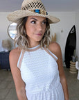 Robe blanche ajourée