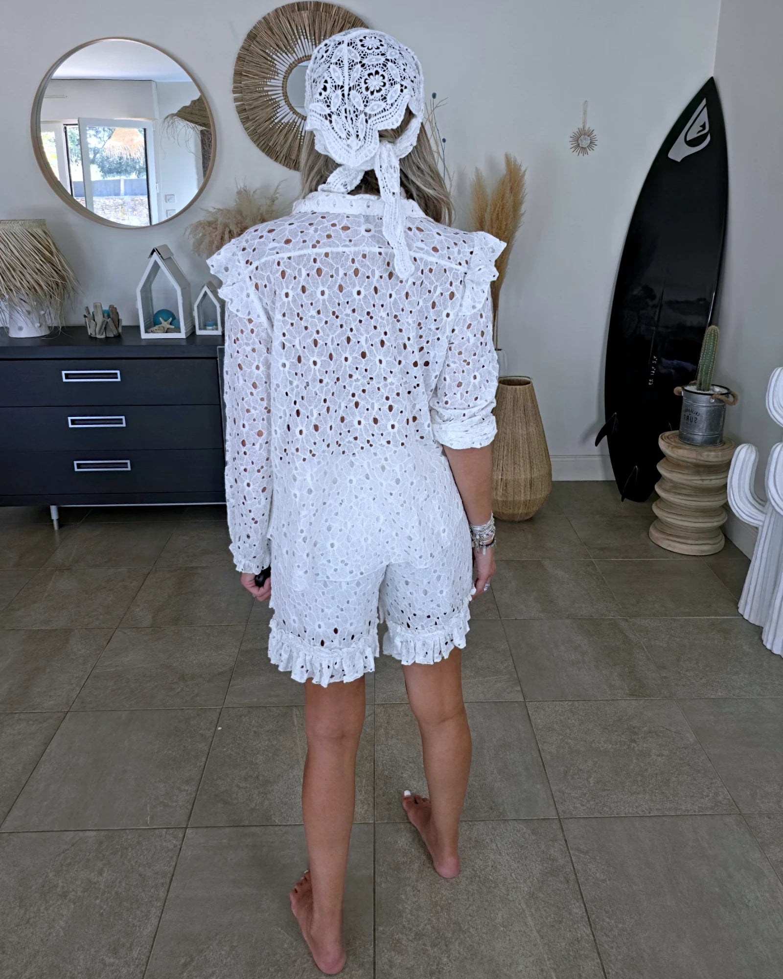 Ensemble blanc chemise + short à broderie anglaise