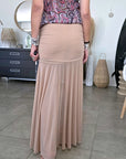 Jupe beige rosé asymétrique