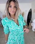 Robe blanche à imprimé vert vif - 𝐌𝐚𝐫𝐢𝐧𝐚𝟒𝟒𝐟𝐚𝐦𝐢𝐥𝐲