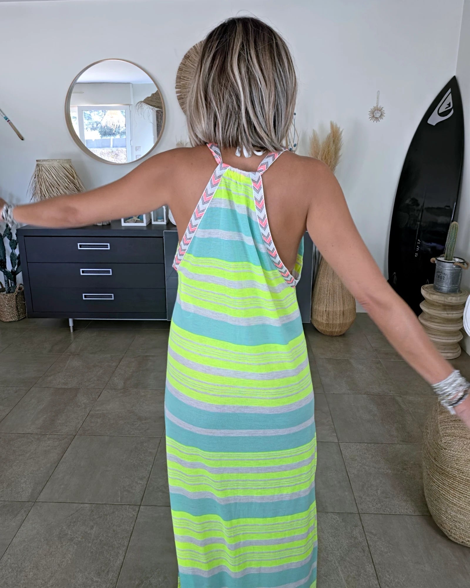 Robe longue tricolore fluo