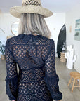 Robe de plage noire ajourée