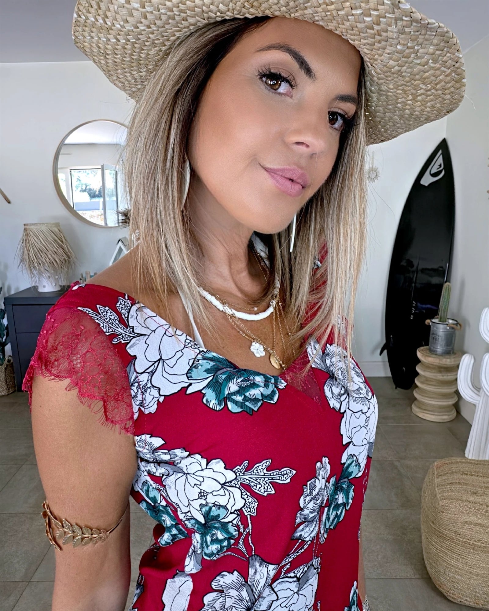 Combi-short rouge à imprimé floral
