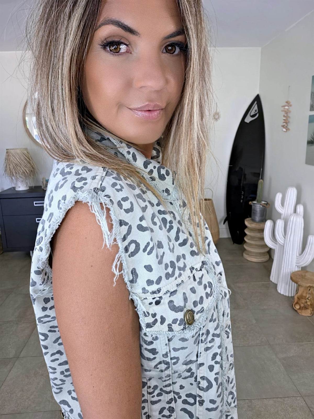 Veste en coton jean imprimé léopard - 𝐌𝐚𝐫𝐢𝐧𝐚𝟒𝟒𝐟𝐚𝐦𝐢𝐥𝐲