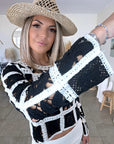 Pull ajouré noir et écru
