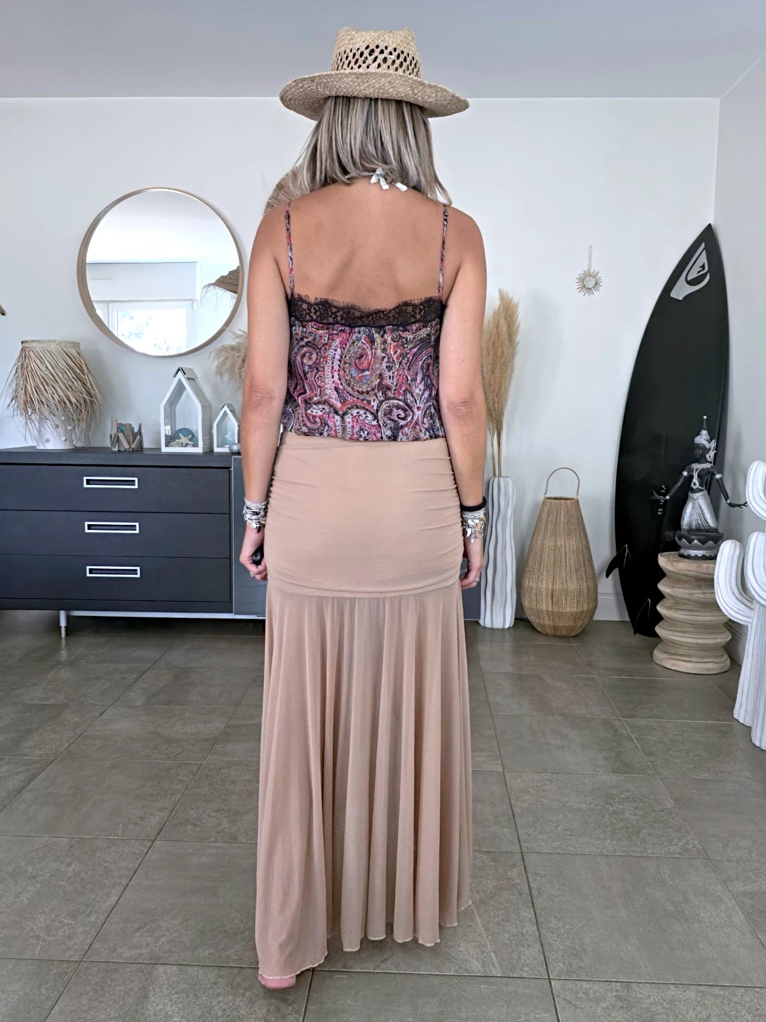 Jupe beige rosé asymétrique