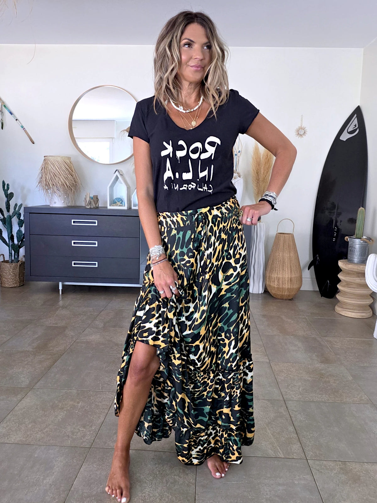 T-shirt noir à inscriptions blanches paillettées - 𝐌𝐚𝐫𝐢𝐧𝐚𝟒𝟒𝐟𝐚𝐦𝐢𝐥𝐲