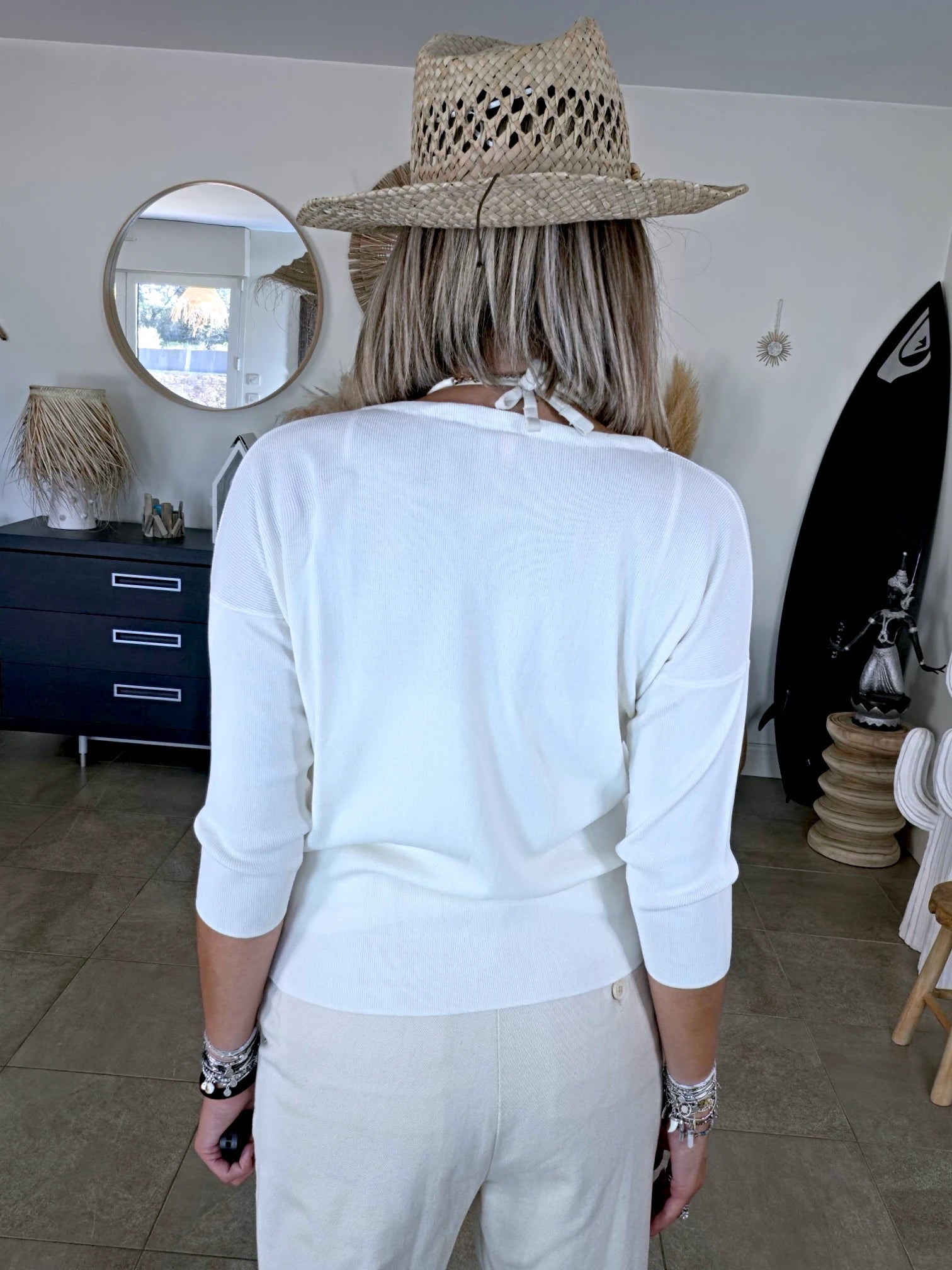 Cardigan blanc à encolure en V profonde