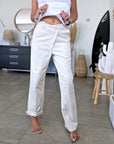 Pantalon écru taille asymétrique