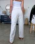 Pantalon écru taille asymétrique