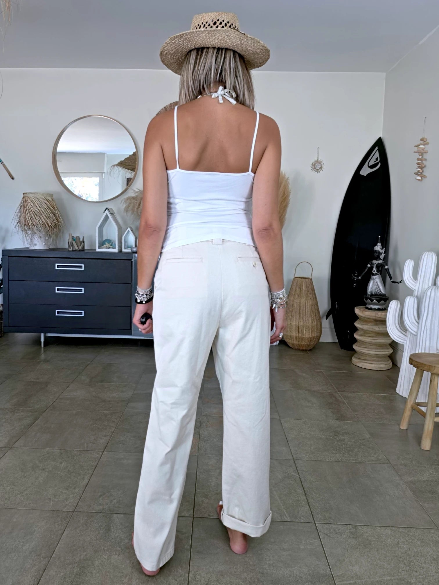 Pantalon écru taille asymétrique