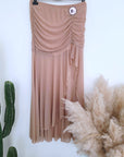 Jupe beige rosé asymétrique