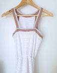 Robe blanche ajourée