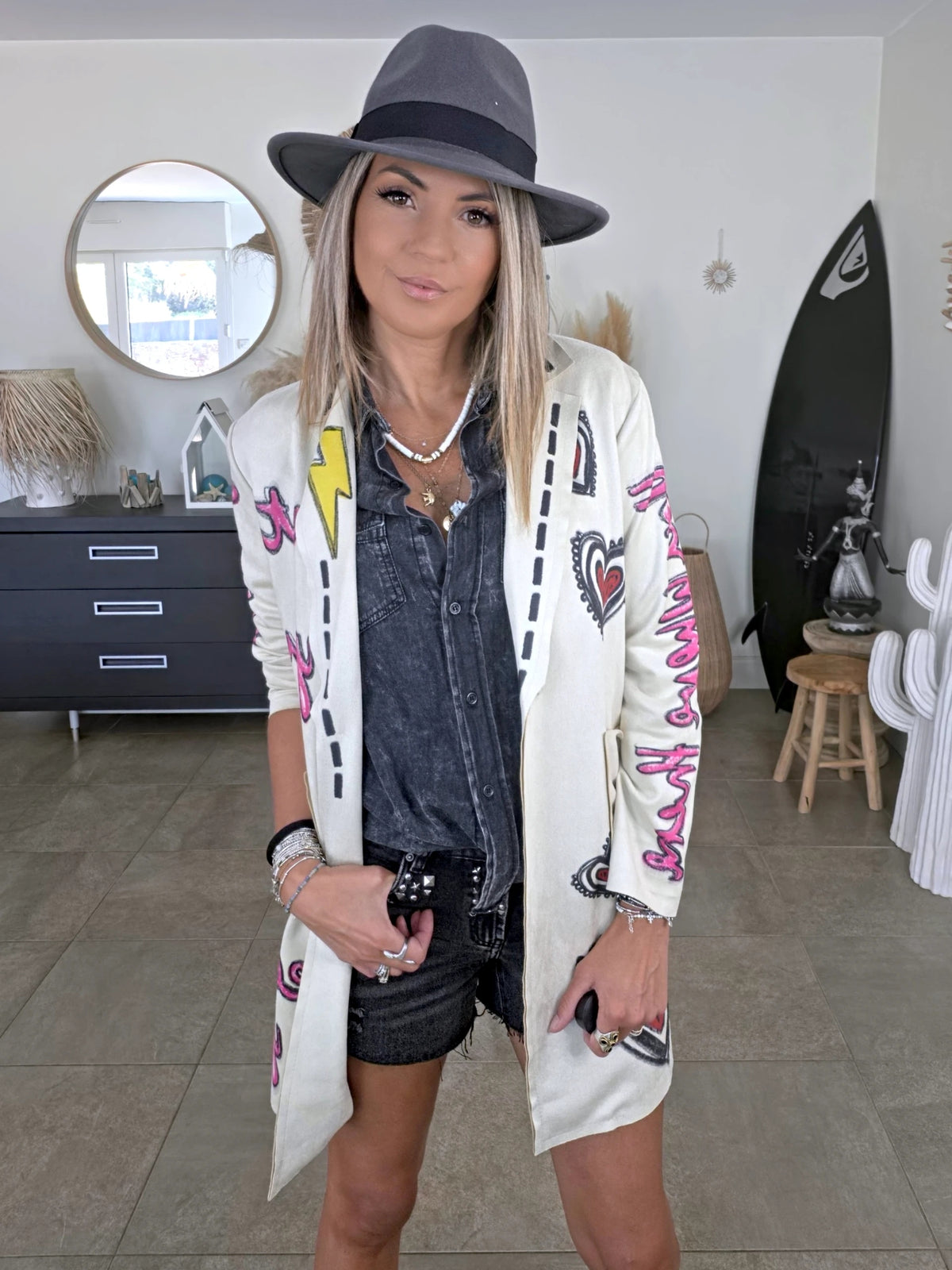 Veste longue en suédine à tags - 𝐌𝐚𝐫𝐢𝐧𝐚𝟒𝟒𝐟𝐚𝐦𝐢𝐥𝐲