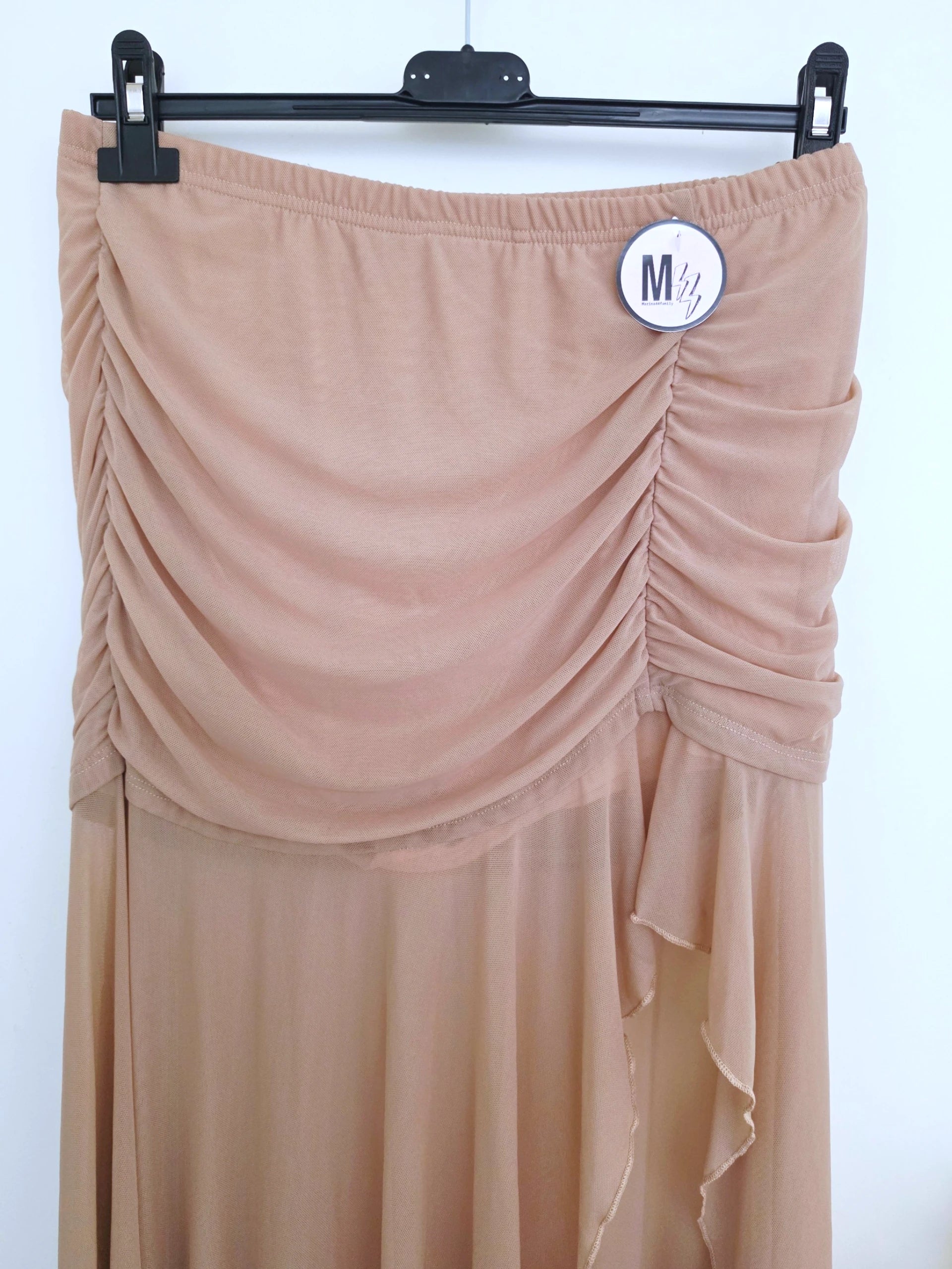 Jupe beige rosé asymétrique