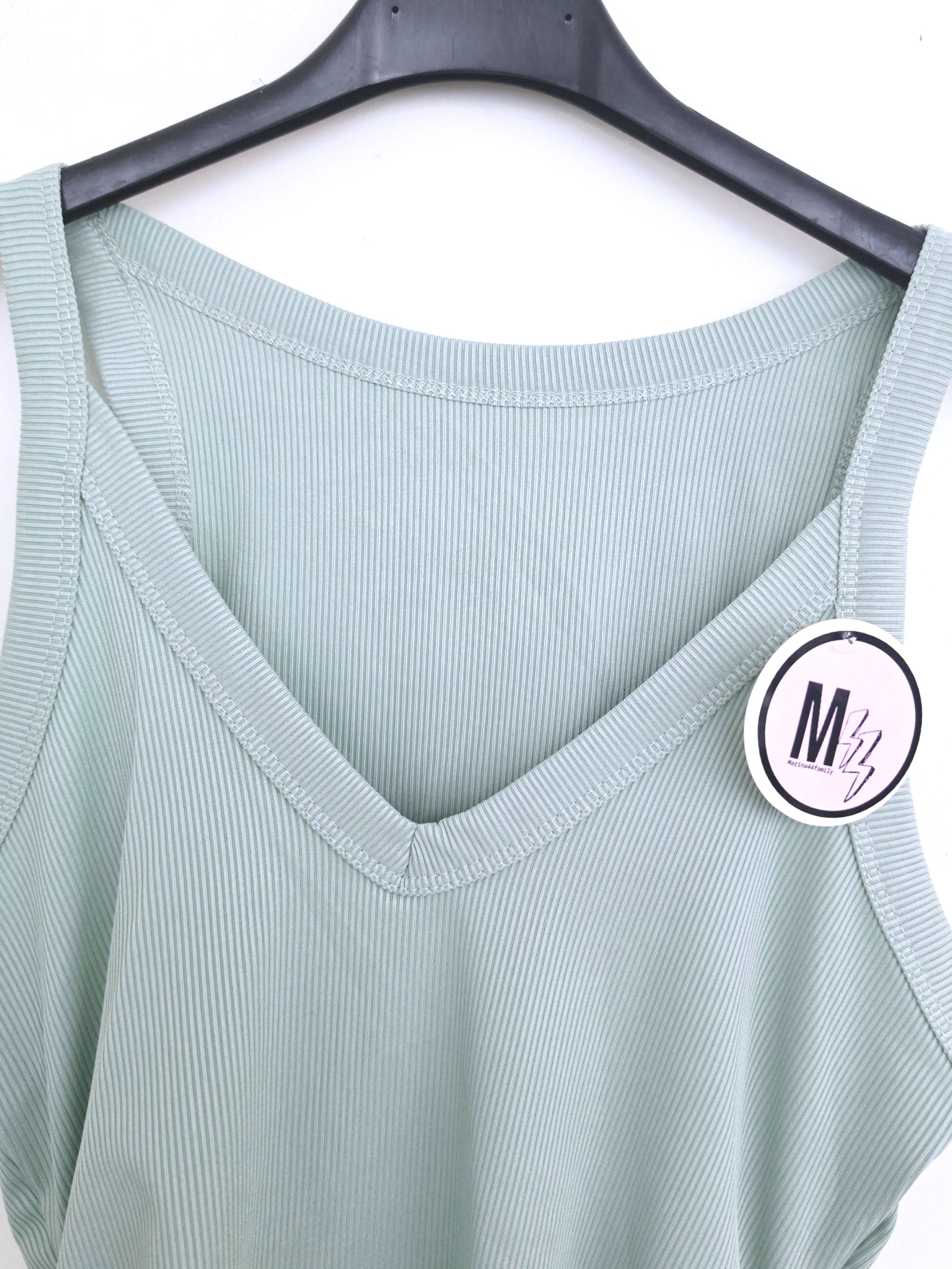 Débardeur vert à maille côtelée extensible