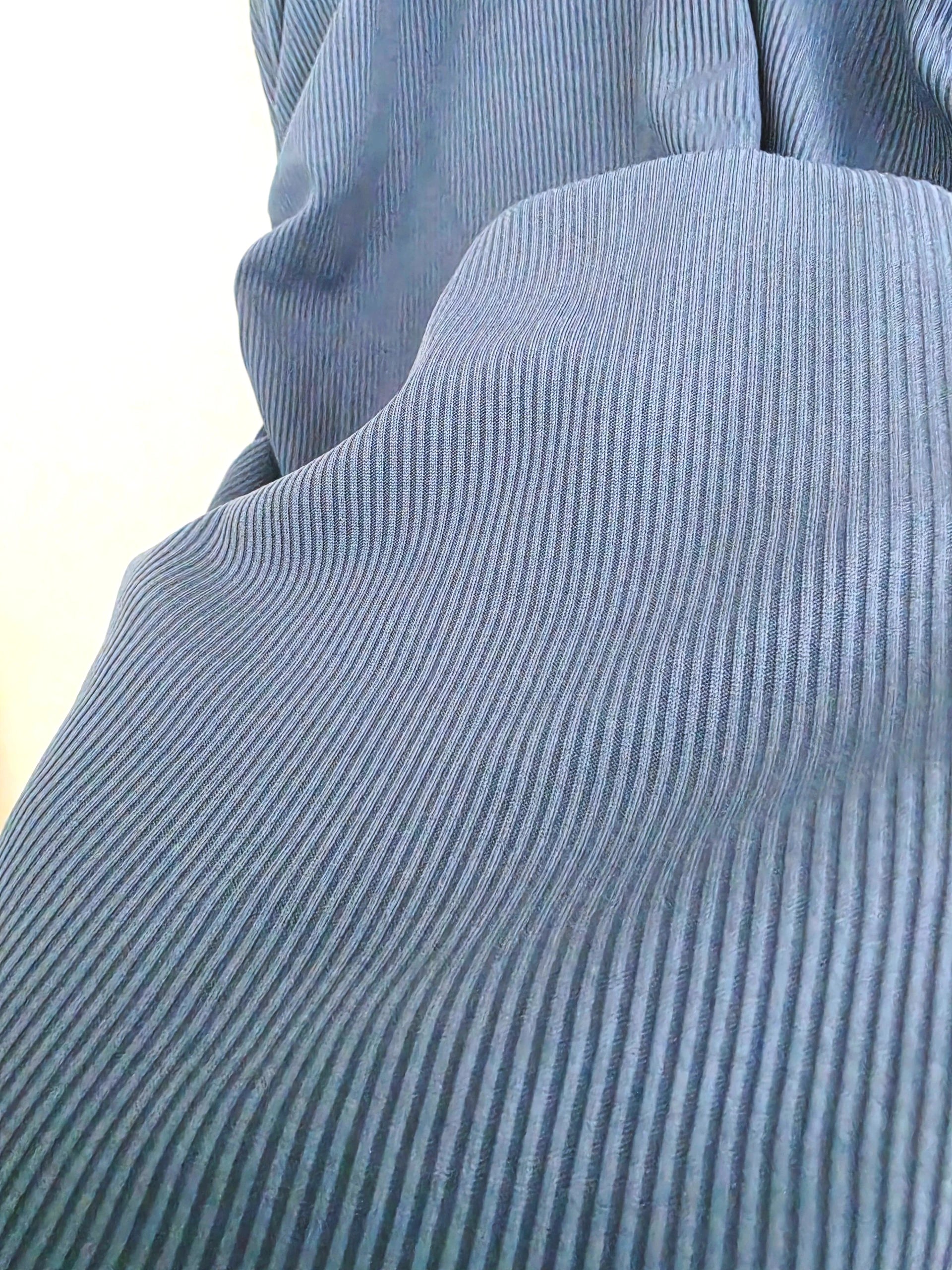 Débardeur bleu jean à maille côtelée extensible