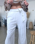 Pantalon blanc à jambes droites - 𝐌𝐚𝐫𝐢𝐧𝐚𝟒𝟒𝐟𝐚𝐦𝐢𝐥𝐲