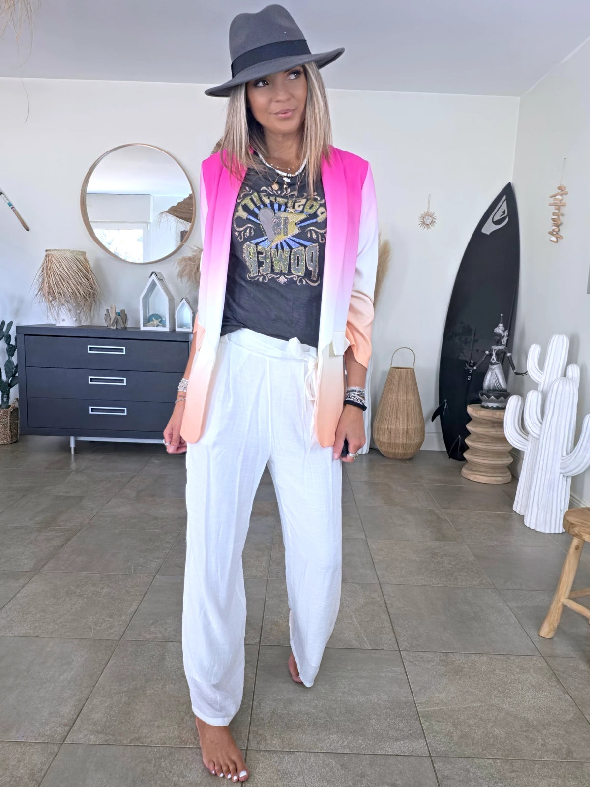 T-shirt gris Power à strass - 𝐌𝐚𝐫𝐢𝐧𝐚𝟒𝟒𝐟𝐚𝐦𝐢𝐥𝐲