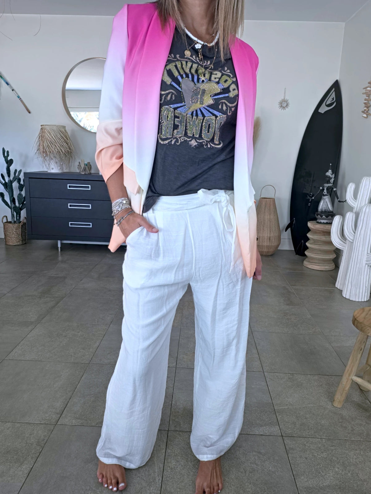Pantalon blanc à jambes droites - 𝐌𝐚𝐫𝐢𝐧𝐚𝟒𝟒𝐟𝐚𝐦𝐢𝐥𝐲