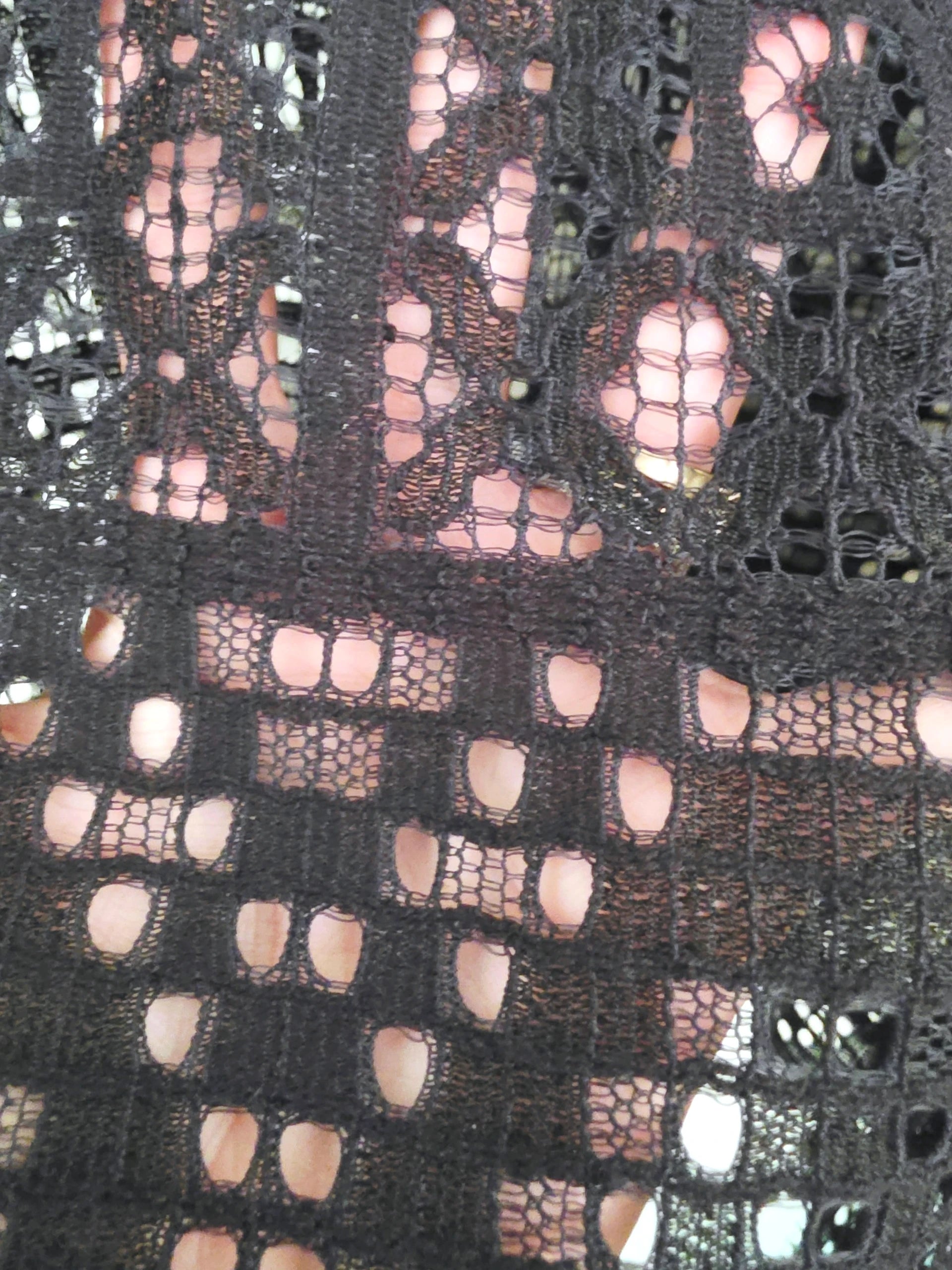 Robe de plage noire ajourée