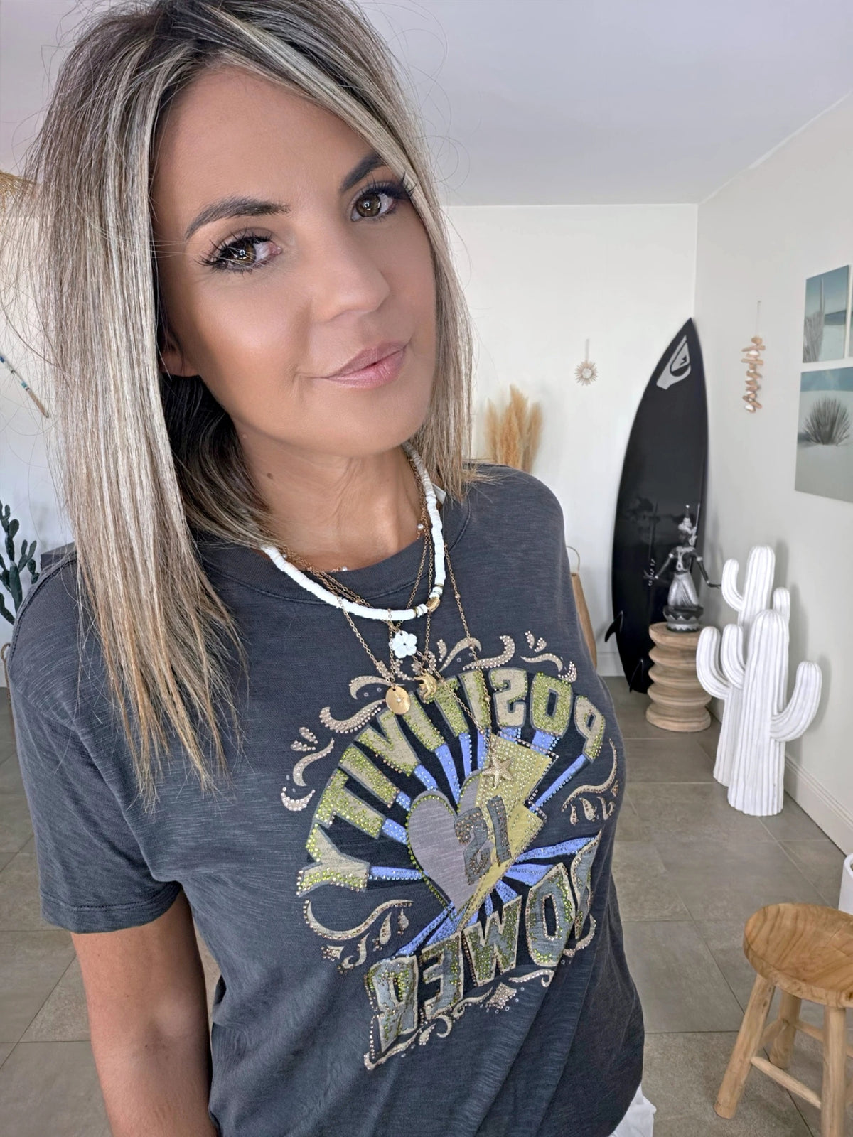 T-shirt gris Power à strass - 𝐌𝐚𝐫𝐢𝐧𝐚𝟒𝟒𝐟𝐚𝐦𝐢𝐥𝐲