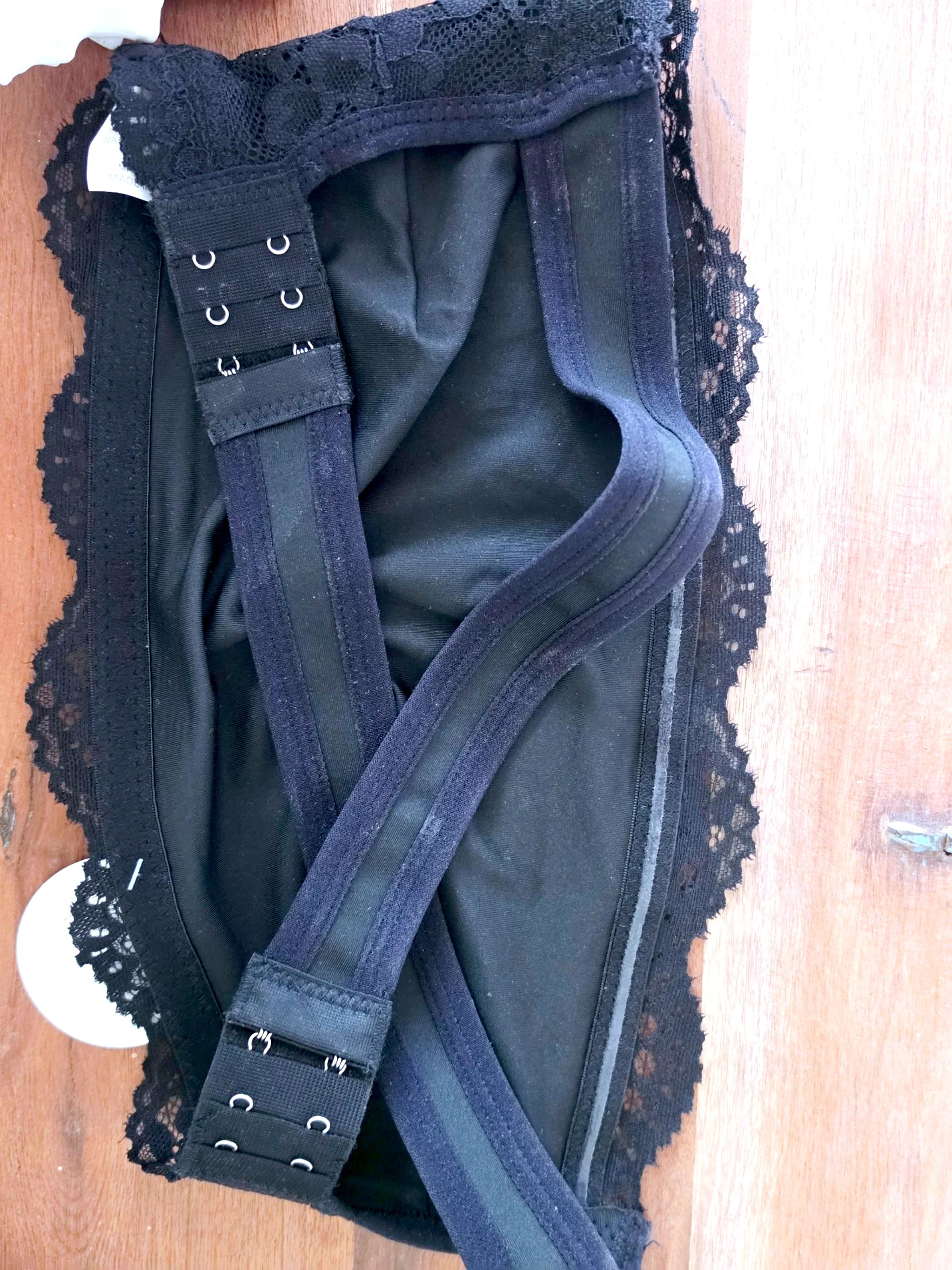 Brassière noire