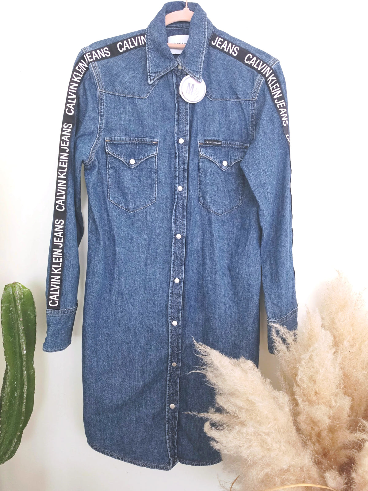 Robe en jean bleu avec bandes latérales - 𝐌𝐚𝐫𝐢𝐧𝐚𝟒𝟒𝐟𝐚𝐦𝐢𝐥𝐲