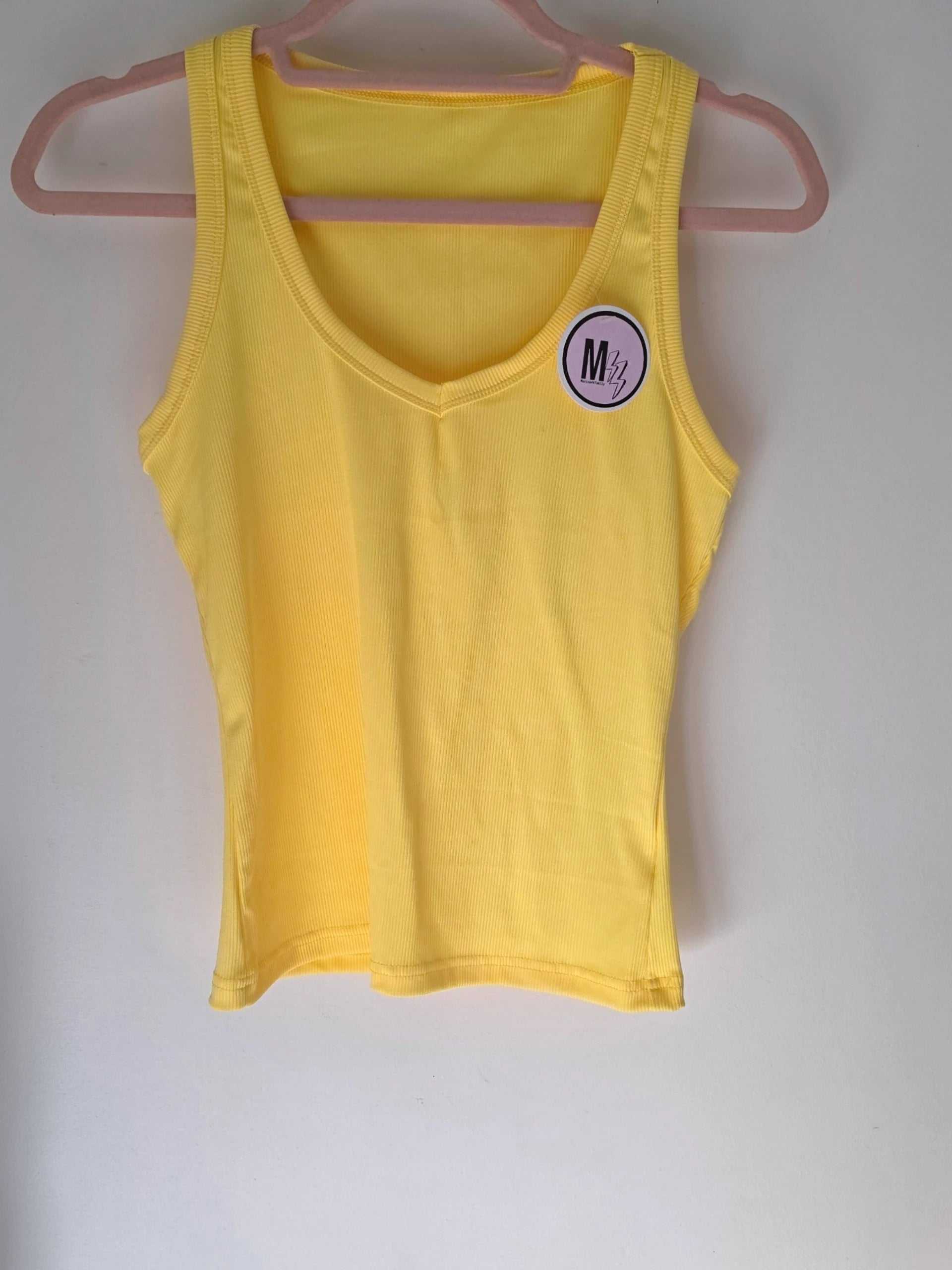 Débardeur jaune maille côtelée en lycra