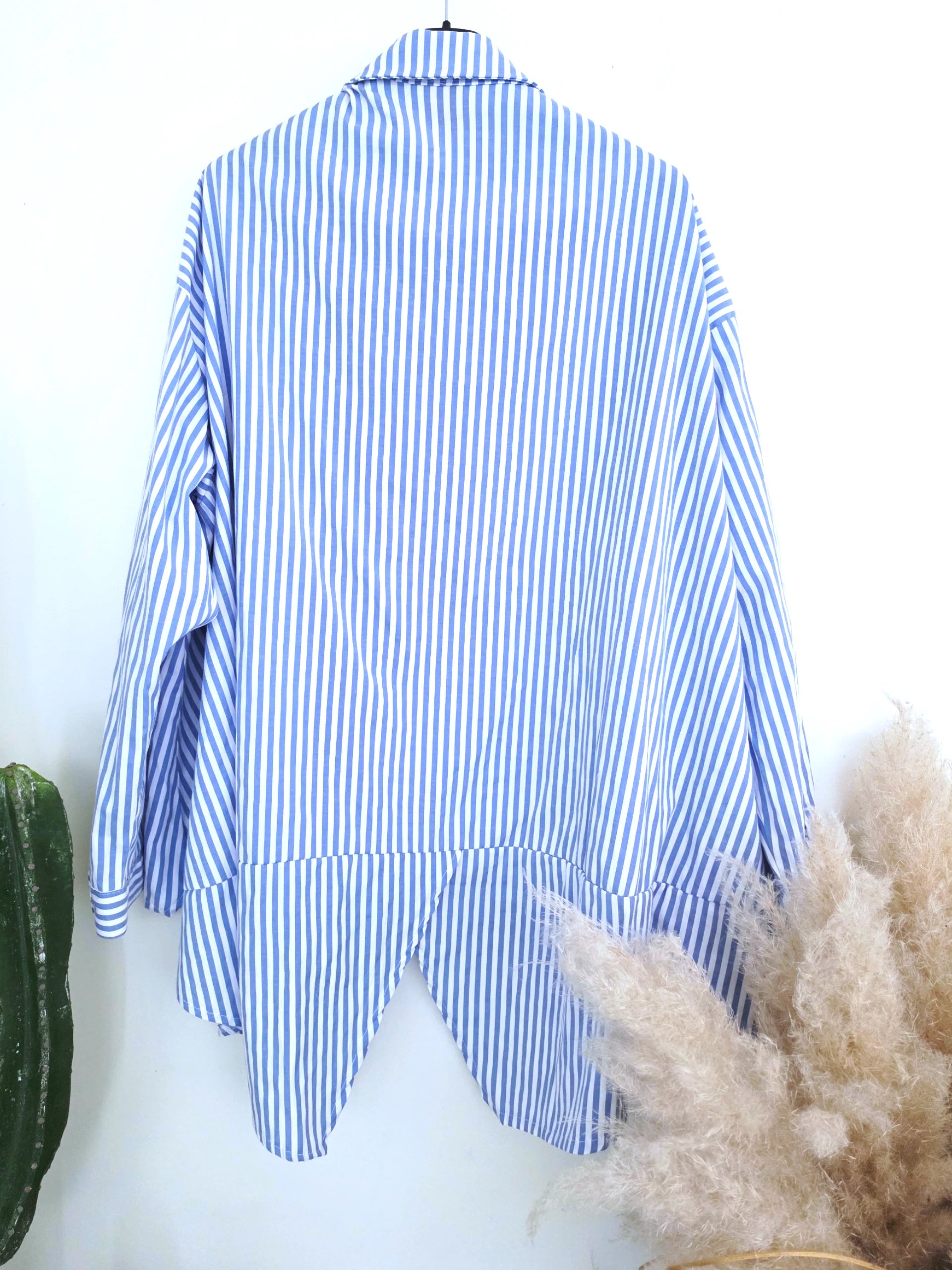 Chemise asymétrique à rayures bleu ciel
