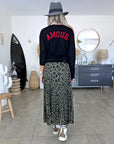 Pull noir inscription dos amour en rouge - 𝐌𝐚𝐫𝐢𝐧𝐚𝟒𝟒𝐟𝐚𝐦𝐢𝐥𝐲
