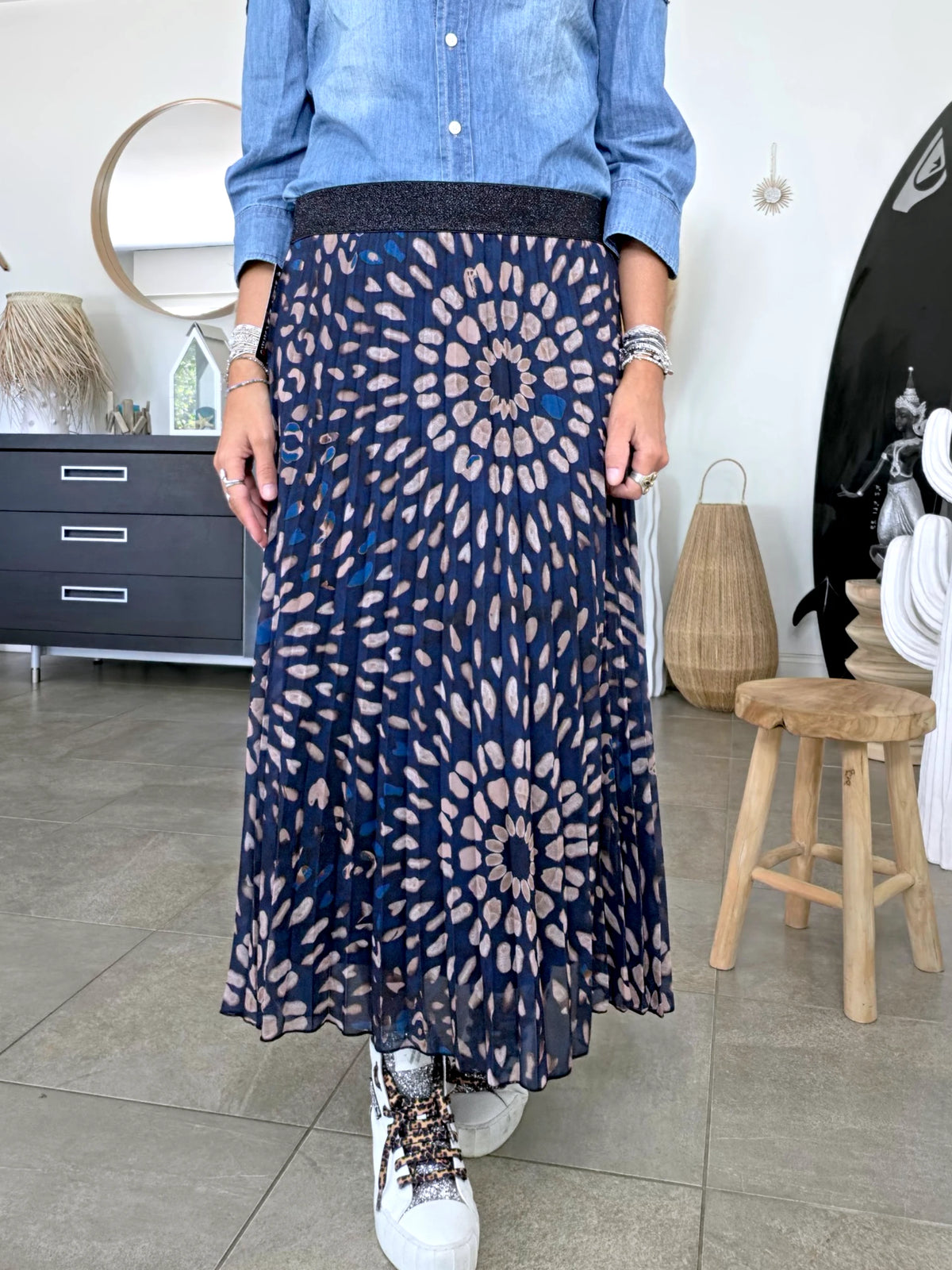Jupe longue bleu marine à imprimé - 𝐌𝐚𝐫𝐢𝐧𝐚𝟒𝟒𝐟𝐚𝐦𝐢𝐥𝐲