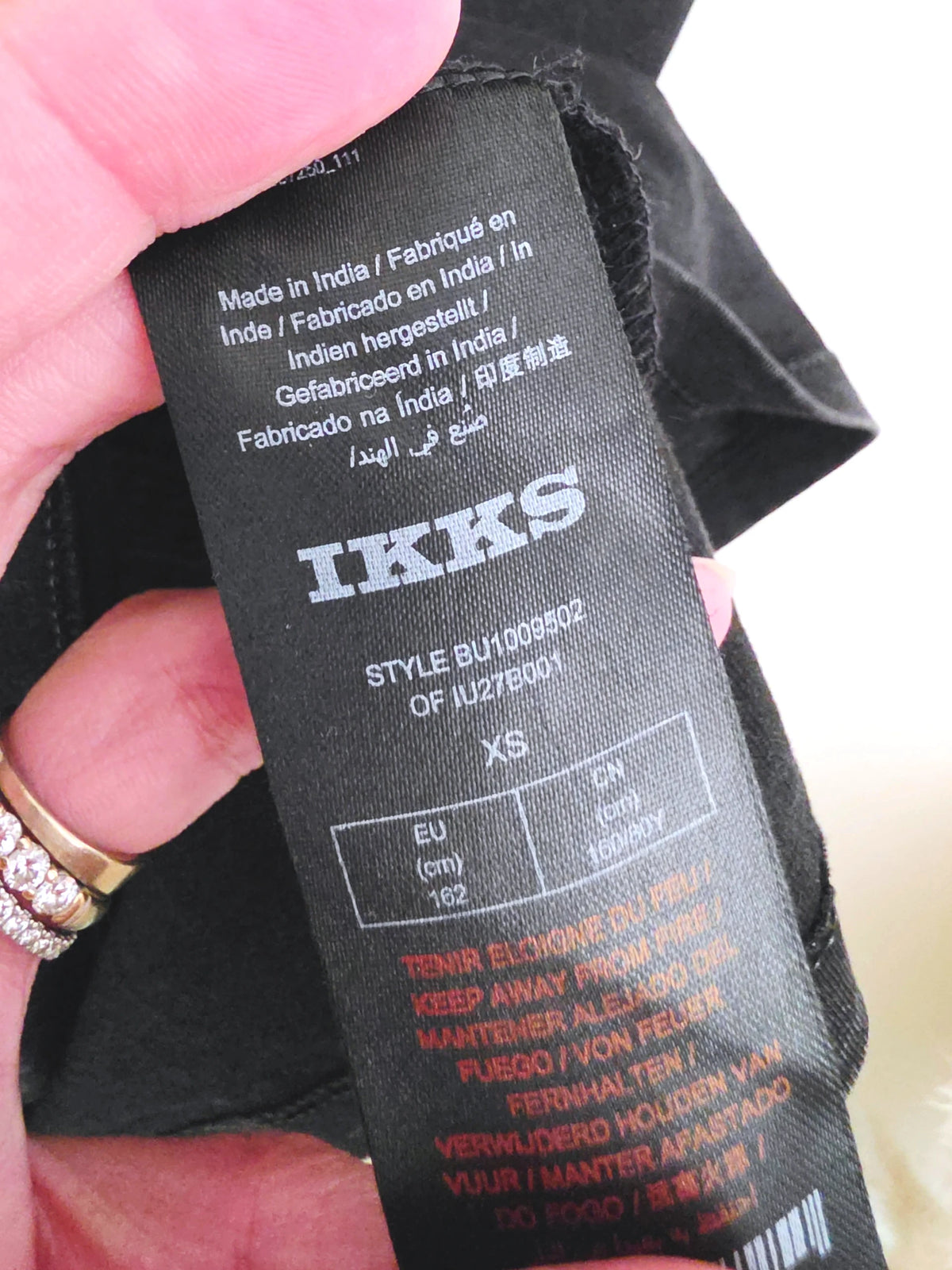 T-shirt noir rock - 𝐌𝐚𝐫𝐢𝐧𝐚𝟒𝟒𝐟𝐚𝐦𝐢𝐥𝐲