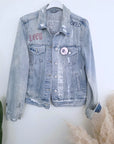 Veste en jean entièrement customisée