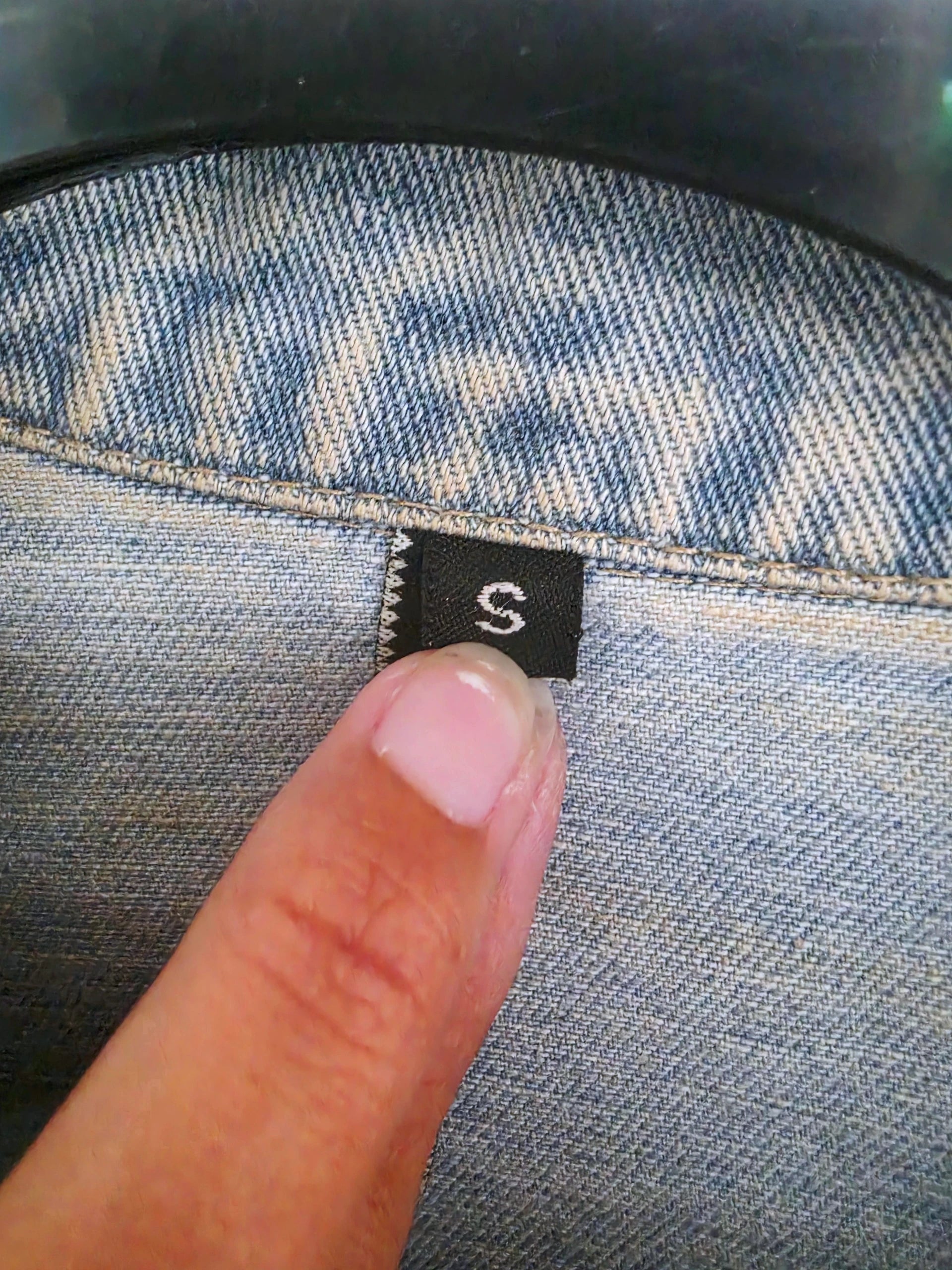 Veste en jean customisée