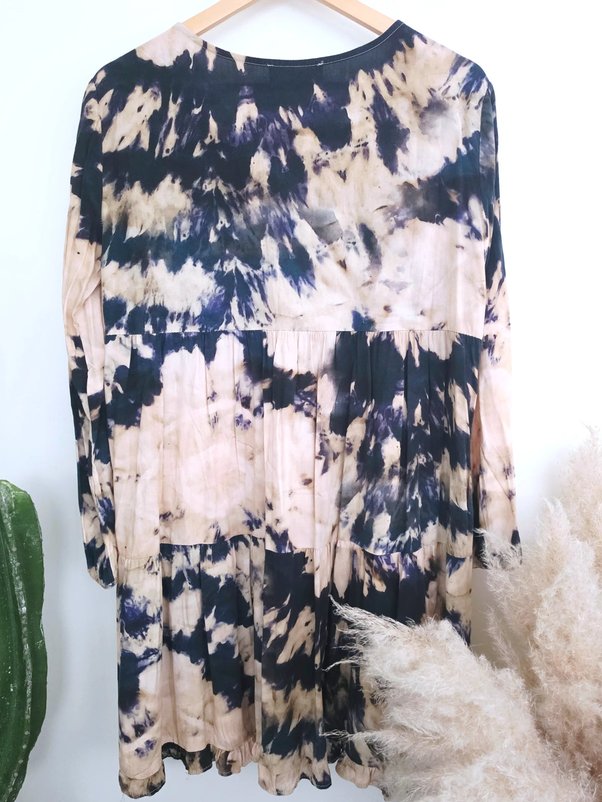 Robe tie and dye