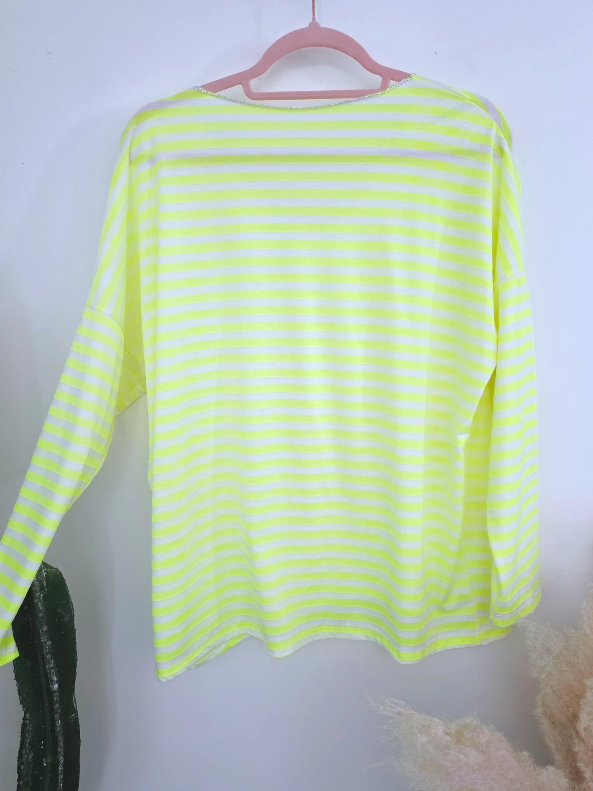 T-shirt rayé jaune fluo