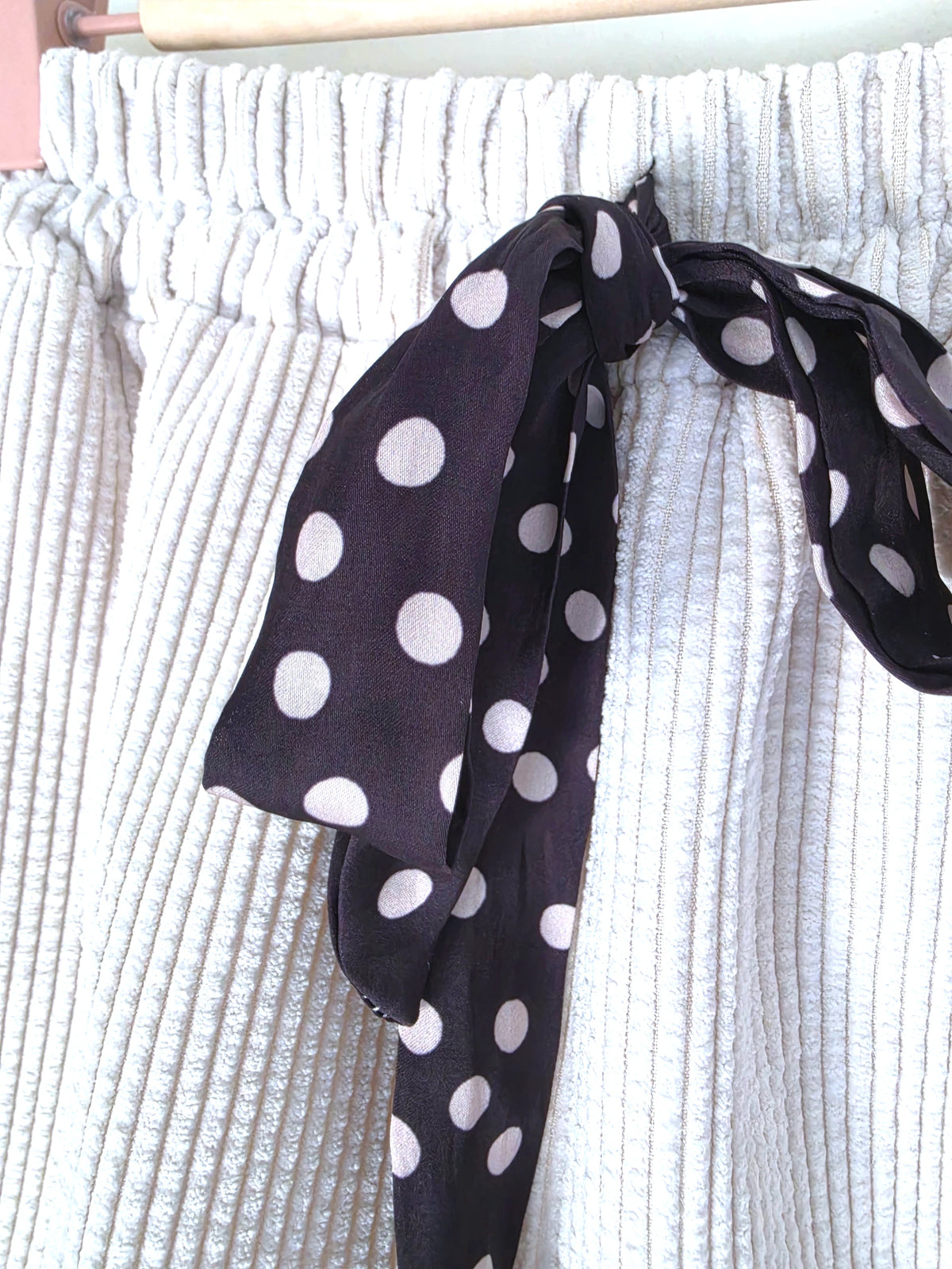 Short écru en velours côtelé - 𝐌𝐚𝐫𝐢𝐧𝐚𝟒𝟒𝐟𝐚𝐦𝐢𝐥𝐲