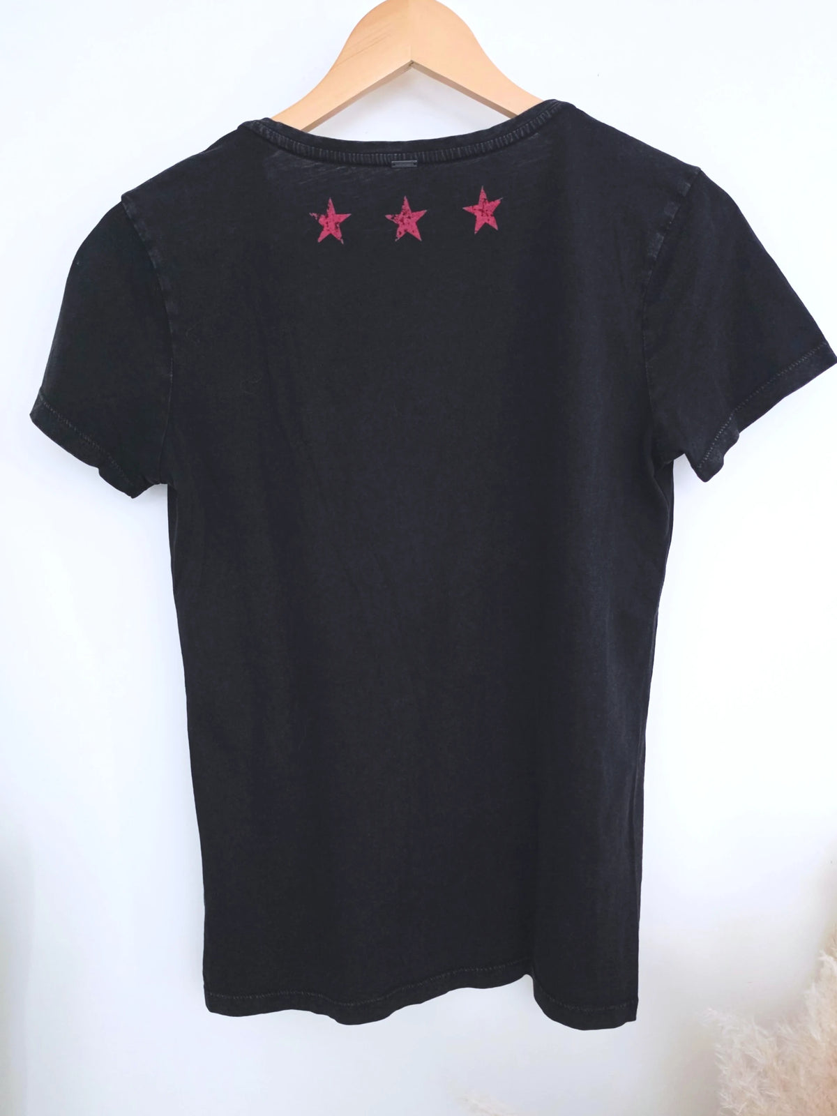 T-shirt noir rock - 𝐌𝐚𝐫𝐢𝐧𝐚𝟒𝟒𝐟𝐚𝐦𝐢𝐥𝐲