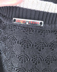 Robe noire ajourée